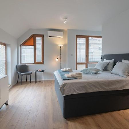 וארנה Magdalena Apartment - Two Bathrooms, Perfect City Center מראה חיצוני תמונה